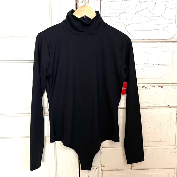 SPANX Suit Yourself Turtleneck Thong Bodysuit - Picture 5 of 13
